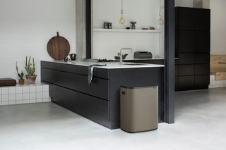 Brabantia Bo Touch Bin 60 Litres Platine