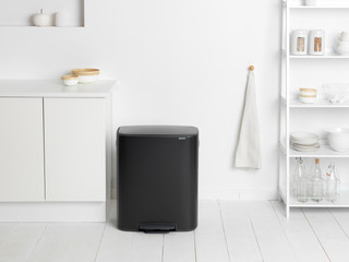 Brabantia Bo Poubelle à Pédale 60 Litres Matt Black