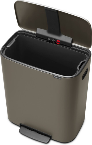 Brabantia Bo Poubelle à Pédale 60 Litres Platine