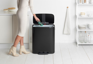 Brabantia Bo Poubelle à Pédale 60 Litres Matt Black