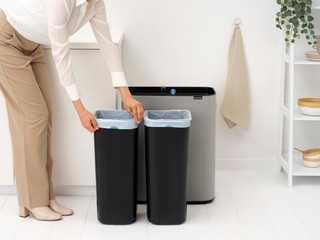 Brabantia Bo Touch Bin Prullenbak 2 x 30 liter Soft Grey