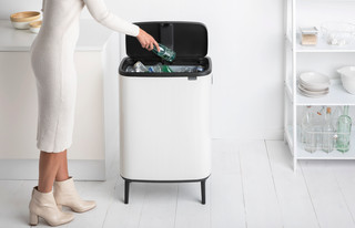 Brabantia Bo Touch Bin Hi Trash Can 60L with Plastic Inner Bucket - White