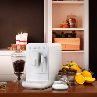 SMEG BCC12WHMEU Blanc