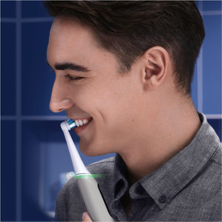 Oral-B iO Series 6N Gray + Extra iO Gentle Care Brush Attachment