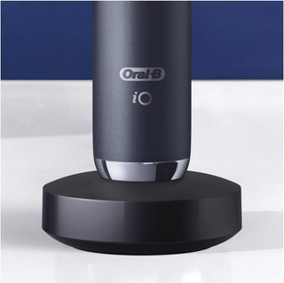 Oral-B iO 9 Holiday Edition with Extra Brush Attachments