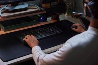 Corsair K100 Wireless AIR Ultra-Thin Clavier Gamer Mécanique AZERTY