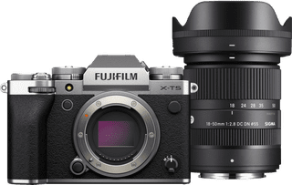 Fujifilm X-T5 Silver + Sigma 18-50mm f/2.8 DC DN Contemporary