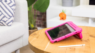 BlueBuilt iPad (2021/2020) Kids Cover Pink
