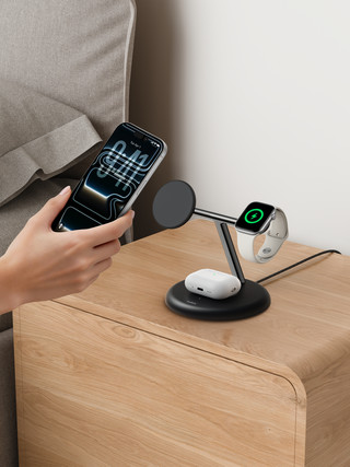 Belkin Chargeur Sans Fil 3-en-1 avec MagSafe 25 Watts Noir