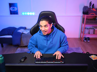 Trust GXT 924 Ybar+ Pro Souris Gamer Noir