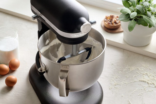 KitchenAid Artisan Bowl-Lift 5KSM70SHXEBK Cast Iron Black