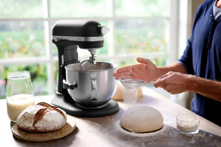 KitchenAid Artisan Bowl-Lift 5KSM70SHXEBK Cast Iron Black