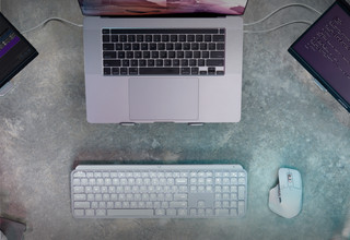 Logitech MX Keys S Plus Clavier avec Repose-poignet AZERTY - FR