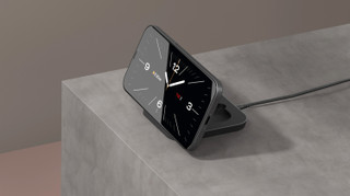 ZENS Wireless Charger 7.5W with MagSafe Magnet and Stand