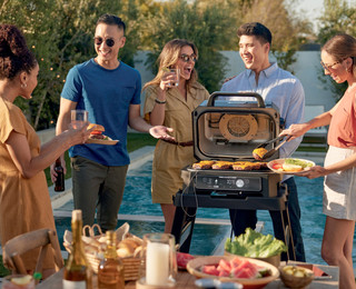 Ninja Woodfire Pro XL Elektrische BBQ Grill en Roker OG901EU