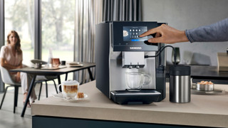 Siemens EQ700 Classic RVS Silver Metallic TP715R07