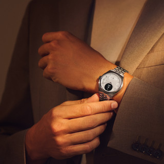 Withings ScanWatch Nova Brilliant Titanium Silver 39mm