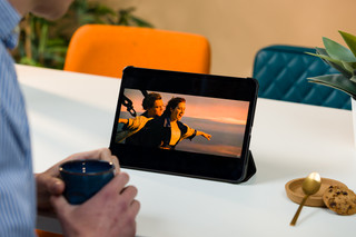 BlueBuilt iPad Pro (2025/2024) 11 Pouces Tri-Fold Case Noir