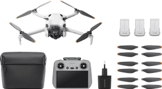 DJI Mini 4 Pro Fly More Combo + BlueBuilt Charger