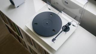 Pro-Ject E1.2 Blanc