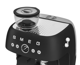 SMEG EGF03BLMEU Mat Zwart