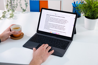 BlueBuilt Samsung Galaxy Tab S9 FE Plus/S10 Plus Étui Clavier AZERTY Noir