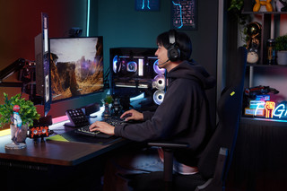 Corsair SKIFF 100 Clavier Gamer RGB AZERTY
