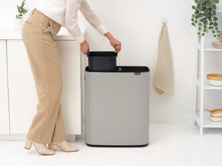 Brabantia Bo Touch Bin Prullenbak 2 x 30 liter Soft Grey