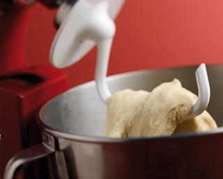 KitchenAid Artisan Mixer 5KSM125 Almond Cream