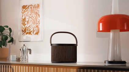 Welke soort speaker geeft het beste geluid in de woonkamer?