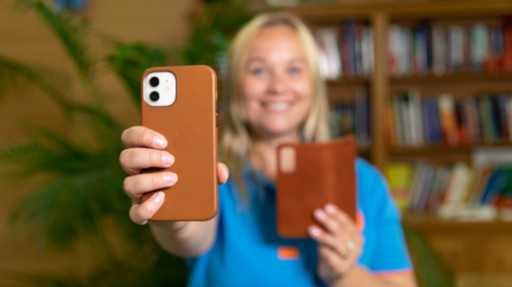 How do you choose a case for your iPhone 14?