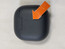 Details signs of usage/damage:
    - The charging case has a scratch all around
