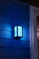 Philips Hue Impress muurlamp White and Color zwart smal duo pack product in gebruik