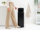 Brabantia Bo Pedal Bin 30 Liter Matt Black product in gebruik