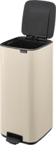 Brabantia Bo Pedal Bin 30 Liter Soft Beige detail